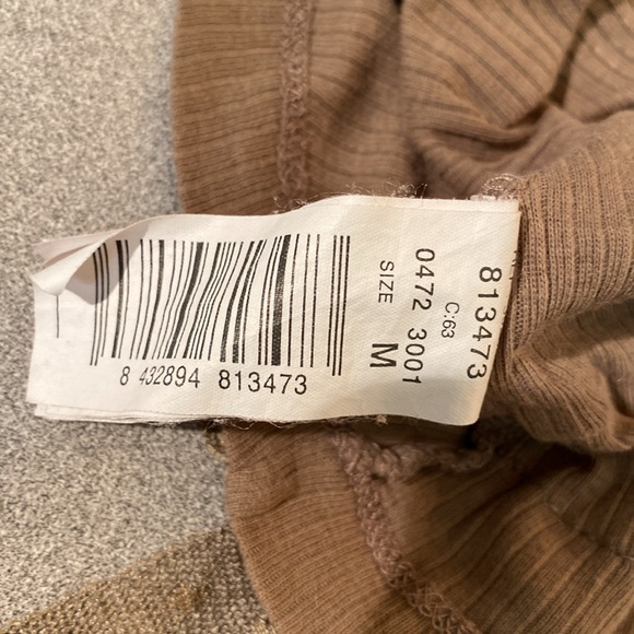 Tank top by MNG jeans. Floral pattern on the front. Size S - Picture 6 of 9